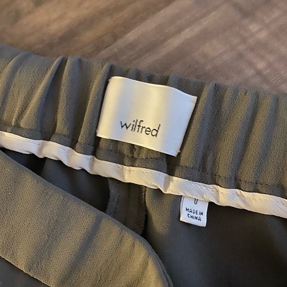 Aritzia Pants - Aritzia Wilfred Pants 0